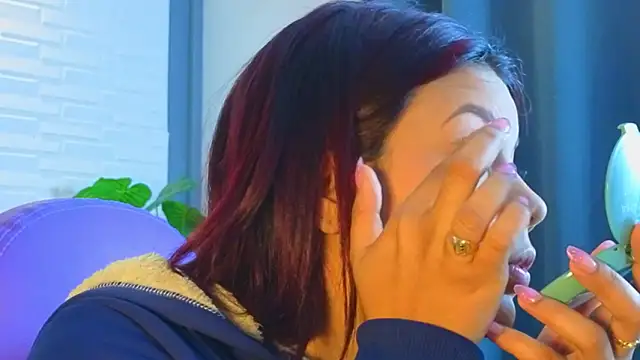 TiffanyWalk online show from 03-17-26, 12:30