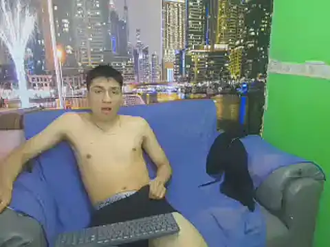 Snapshot of dario_ventura0 chatting on 03-13-25, 11:38 dario ventura0 online show from 03-13-25, 11:38