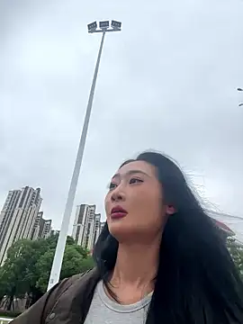 Snapshot of linger-23 chatting on 10-25-25, 07:27 linger-23 online show from 10-25-25, 07:27