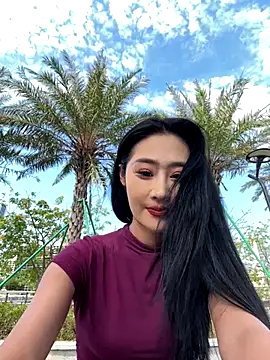 Snapshot of linger-23 chatting on 10-30-25, 05:42 linger-23 online show from 10-30-25, 05:42