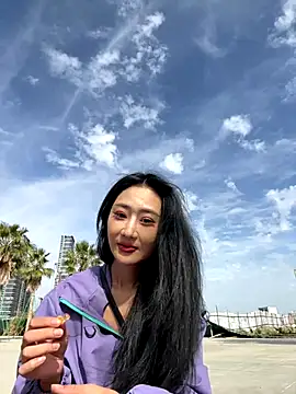 Snapshot of linger-23 chatting on 11-28-25, 06:05 linger-23 online show from 11-28-25, 06:05