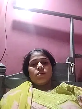 Snapshot of Ayeshaji chatting on 11-18-25, 11:03 Ayeshaji online show from 11-18-25, 11:03