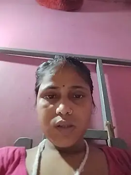 Snapshot of Ayeshaji chatting on 07-04-26, 12:44 Ayeshaji online show from 07-04-26, 12:44