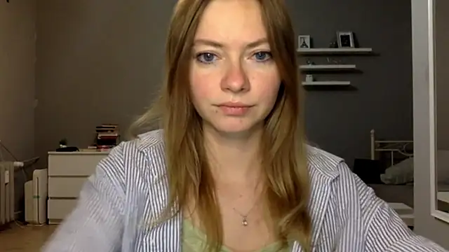 Snapshot of MillieShow chatting on 02-17-26, 09:54 MillieShow online show from 02-17-26, 09:54