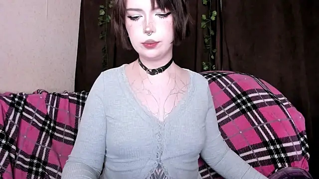 Snapshot of amelia_mays_xx chatting on 05-17-26, 08:27 amelia mays xx online show from 05-17-26, 08:27