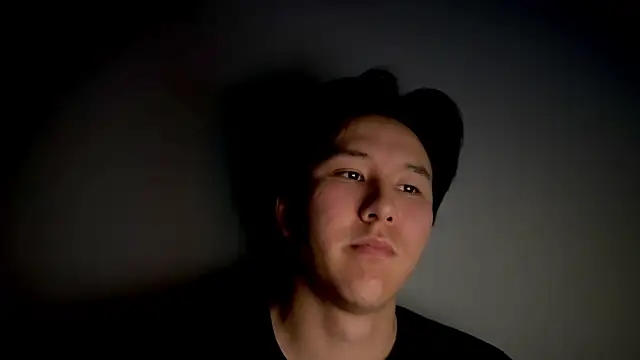 Snapshot of aliktasty chatting on 10-11-25, 03:43 aliktasty online show from 10-11-25, 03:43