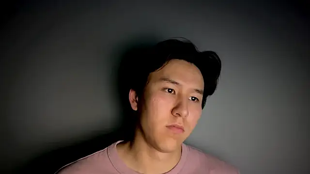 Snapshot of aliktasty chatting on 10-12-25, 04:06 aliktasty online show from 10-12-25, 04:06