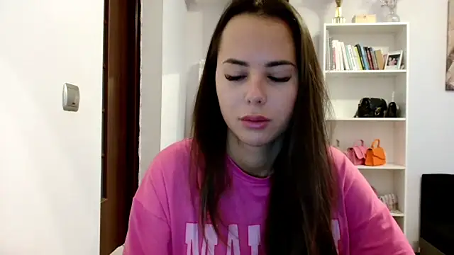Snapshot of MayaJoy24 chatting on 09-14-25, 06:23 MayaJoy24 online show from 09-14-25, 06:23