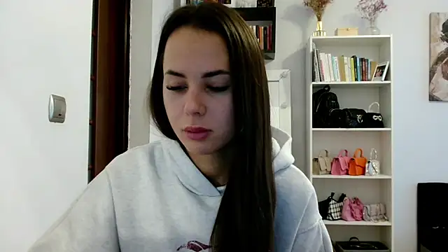 Snapshot of MayaJoy24 chatting on 10-08-25, 06:44 MayaJoy24 online show from 10-08-25, 06:44