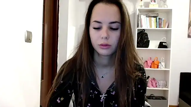 Snapshot of MayaJoy24 chatting on 10-12-25, 06:40 MayaJoy24 online show from 10-12-25, 06:40