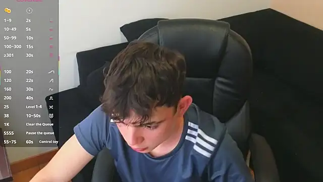 Snapshot of lukeboyce33 chatting on 09-22-25, 09:28 lukeboyce33 online show from 09-22-25, 09:28