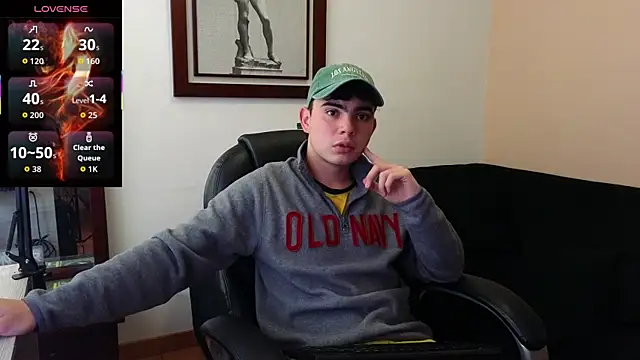 Snapshot of lukeboyce33 chatting on 06-02-26, 10:12 lukeboyce33 online show from 06-02-26, 10:12