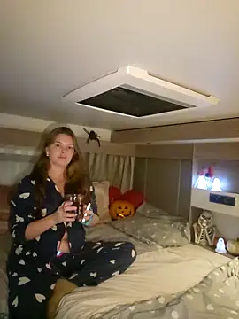 Amesthyst destiny online show from 10-30-25, 11:27