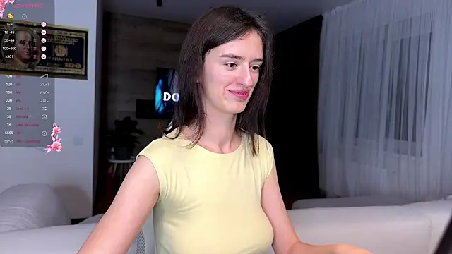 Snapshot of TwinTemptations chatting on 11-08-25, 09:13 TwinTemptations online show from 11-08-25, 09:13