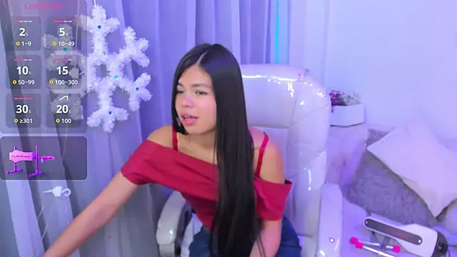 Pretty Johnson  online show from 12-16-25, 11:37