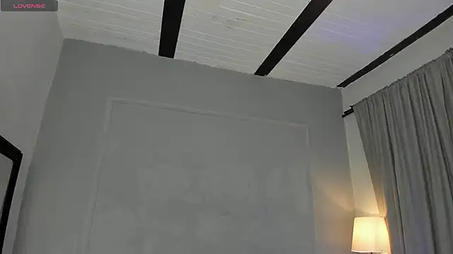 Kendallbleer online show from 09-30-25, 04:06