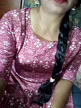 Snapshot of Shalini_telugu09 chatting on 04-29-26, 11:14 Shalini telugu09 online show from 04-29-26, 11:14