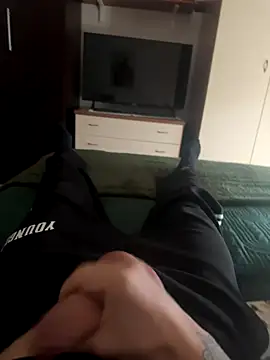 Snapshot of impaolo20 chatting on 10-04-25, 02:59 impaolo20 online show from 10-04-25, 02:59