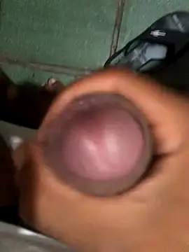 Snapshot of Andreizinho34 chatting on 01-08-26, 12:46 Andreizinho34 online show from 01-08-26, 12:46