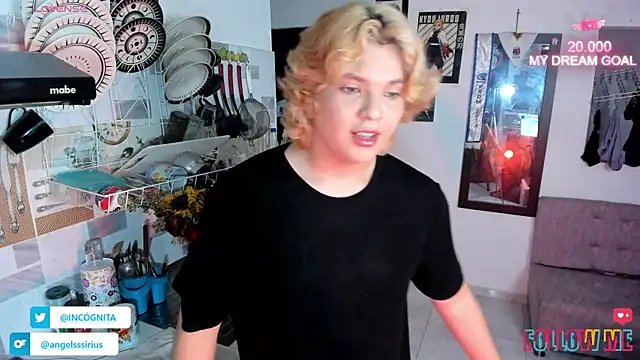 Snapshot of adam_angelssss chatting on 11-03-25, 12:24 adam angelssss online show from 11-03-25, 12:24