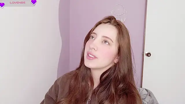 Snapshot of Rebbecawhite_meow chatting on 07-09-26, 05:50 Rebbecawhite meow online show from 07-09-26, 05:50