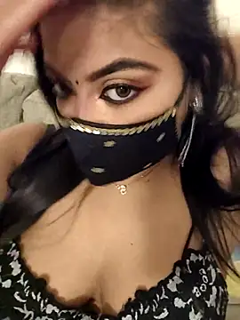 Snapshot of Tamil_hot_whiskey_girl chatting on 02-05-26, 11:31 Tamil hot whiskey girl online show from 02-05-26, 11:31