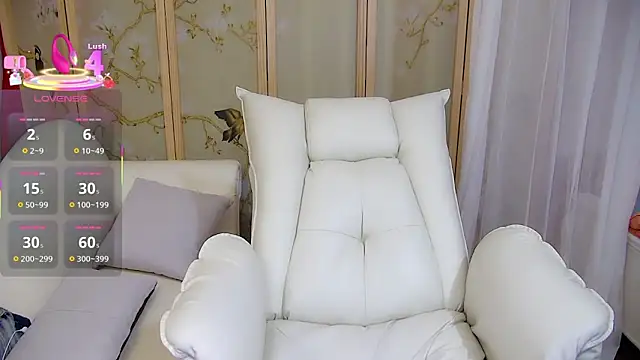 Snapshot of Xiaoxuan-baby chatting on 11-27-25, 08:05 Xiaoxuan-baby online show from 11-27-25, 08:05