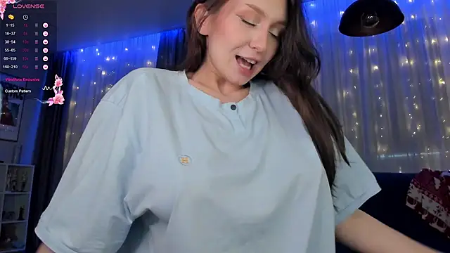 Snapshot of nerenuu_ chatting on 03-01-26, 01:40 nerenuu online show from 03-01-26, 01:40