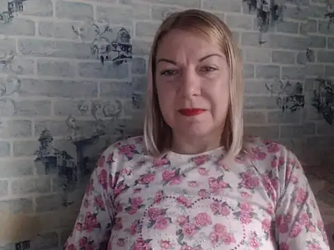 Snapshot of Lillia_Ray chatting on 12-22-25, 09:17 Lillia Ray online show from 12-22-25, 09:17