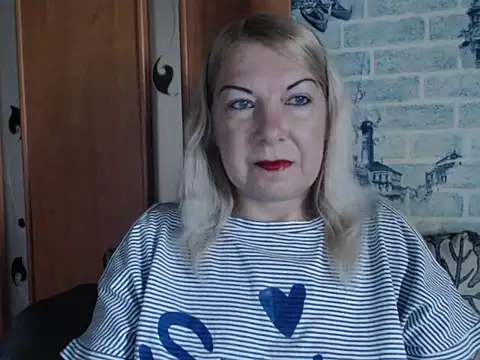Snapshot of Lillia_Ray chatting on 05-29-26, 07:39 Lillia Ray online show from 05-29-26, 07:39