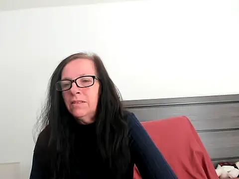 Snapshot of peachgoddess chatting on 12-20-25, 03:19 peachgoddess online show from 12-20-25, 03:19