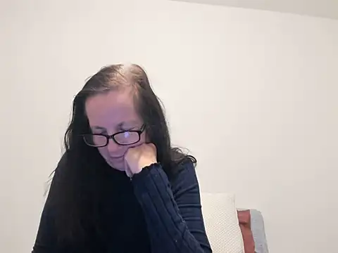 Snapshot of peachgoddess chatting on 02-10-26, 11:47 peachgoddess online show from 02-10-26, 11:47