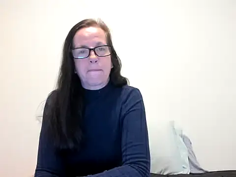 Snapshot of peachgoddess chatting on 03-11-26, 01:06 peachgoddess online show from 03-11-26, 01:06