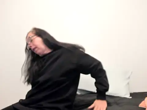 Snapshot of peachgoddess chatting on 03-16-26, 02:17 peachgoddess online show from 03-16-26, 02:17