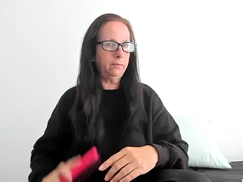 Snapshot of peachgoddess chatting on 03-16-26, 01:37 peachgoddess online show from 03-16-26, 01:37