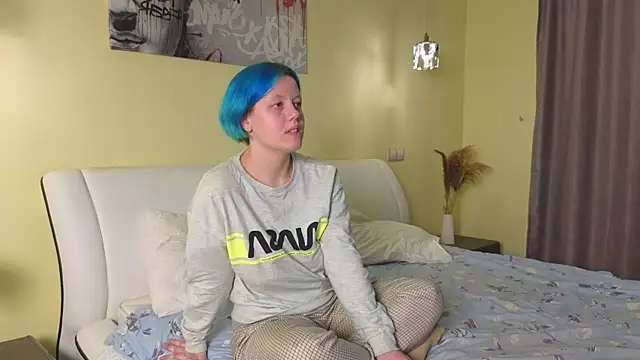 ErlineBeamer online show from 03-18-25, 07:19