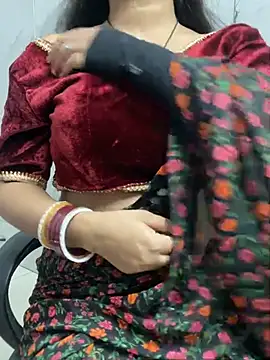 jhanvi boo online show from 06-25-26, 01:04