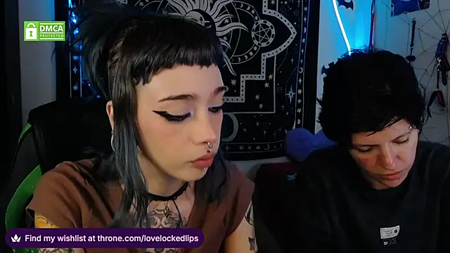 lovelockedlips online show from 11-24-25, 09:14