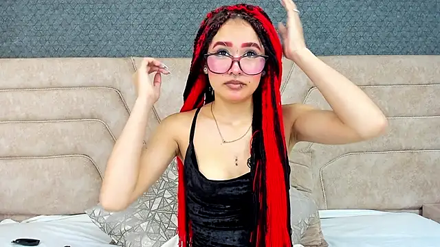 Snapshot of alice_foxred chatting on 03-22-25, 12:46 alice foxred online show from 03-22-25, 12:46