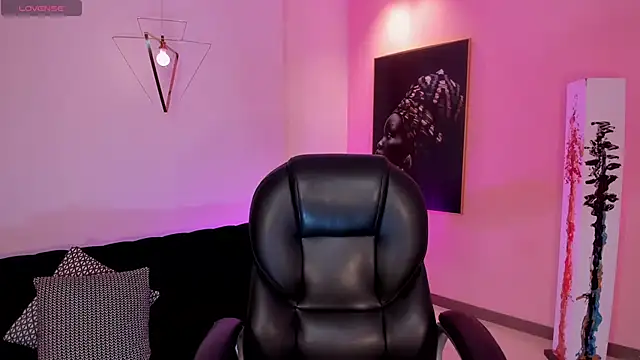 CandaseRussell online show from 09-08-25, 08:08