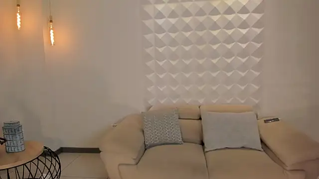 AmaliaCrus online show from 10-05-25, 11:35