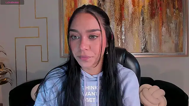 AmaliaCrus online show from 10-17-25, 12:52