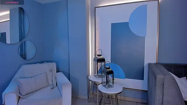 AmaliaCrus online show from 11-17-25, 12:16