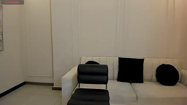 AmaliaCrus online show from 07-10-26, 08:22