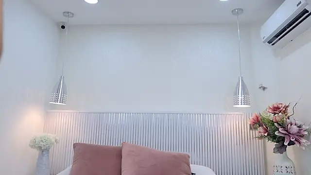 Snapshot of katia_moregb chatting on 09-22-25, 07:49 katia moregb online show from 09-22-25, 07:49