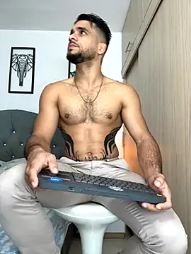 Maximiliano ford online show from 09-26-25, 10:41