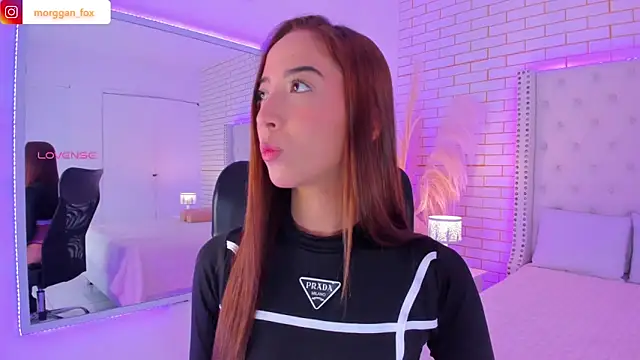 Snapshot of Morggan_Fox_ chatting on 09-09-25, 02:11 Morggan Fox online show from 09-09-25, 02:11