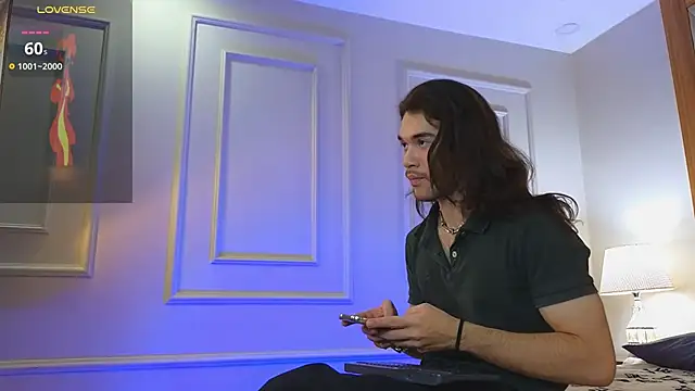 Snapshot of FreyrVik chatting on 11-20-25, 06:51 FreyrVik online show from 11-20-25, 06:51