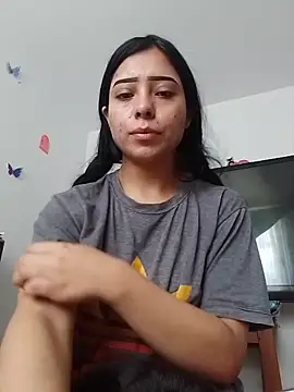 Emilybutterfly1 online show from 10-24-25, 04:58