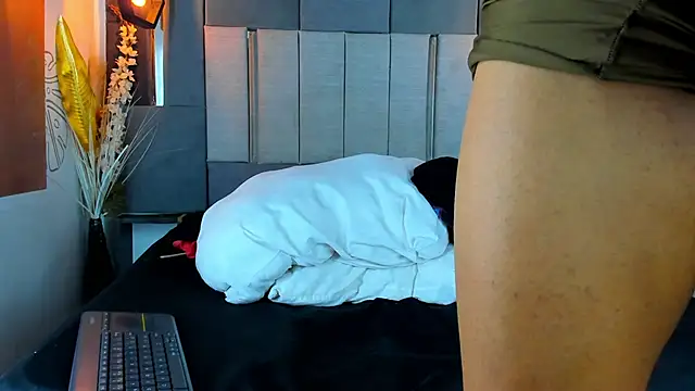 LilithAndKai online show from 03-21-25, 07:11